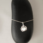 Mercury necklace in silver – smelt