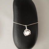 Mercury necklace in silver – smelt